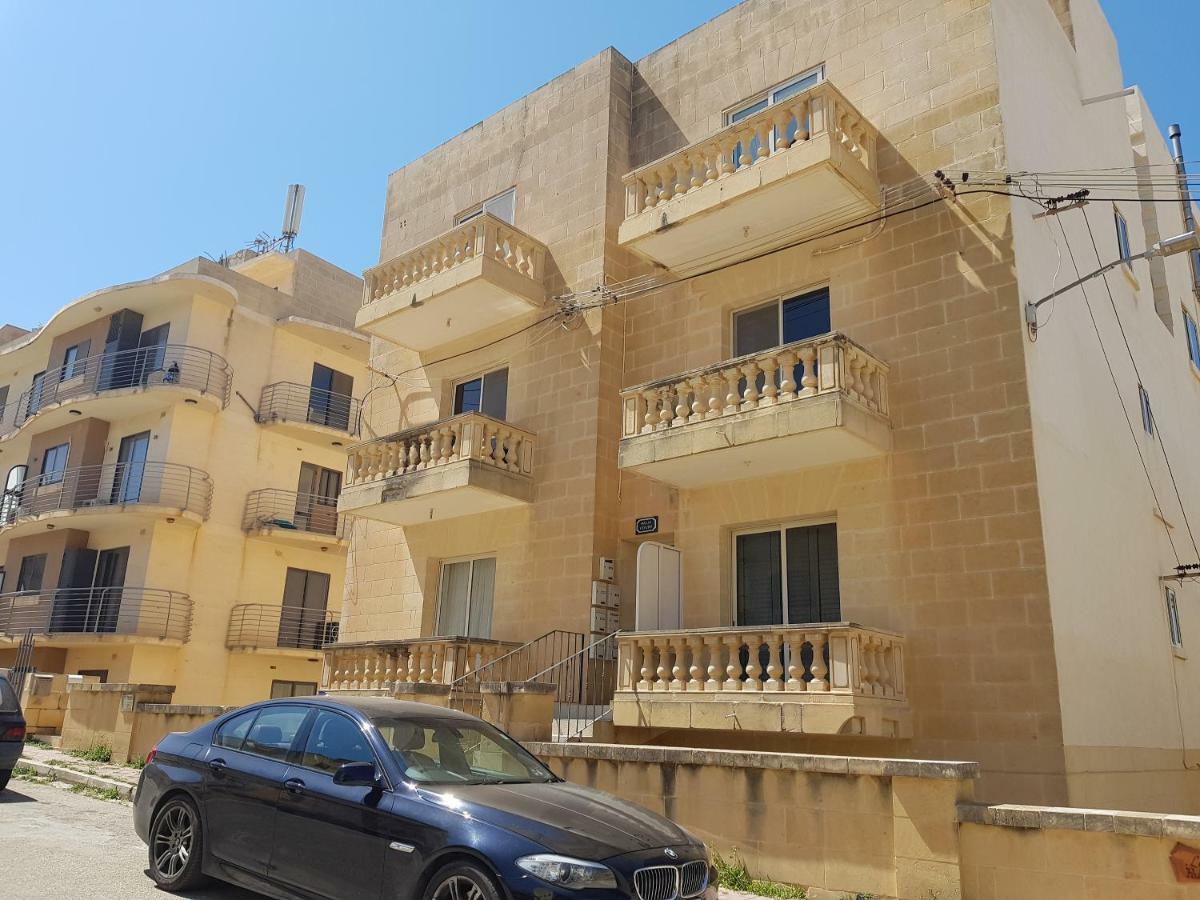 Palm Court Apartment Xlendi Exterior foto